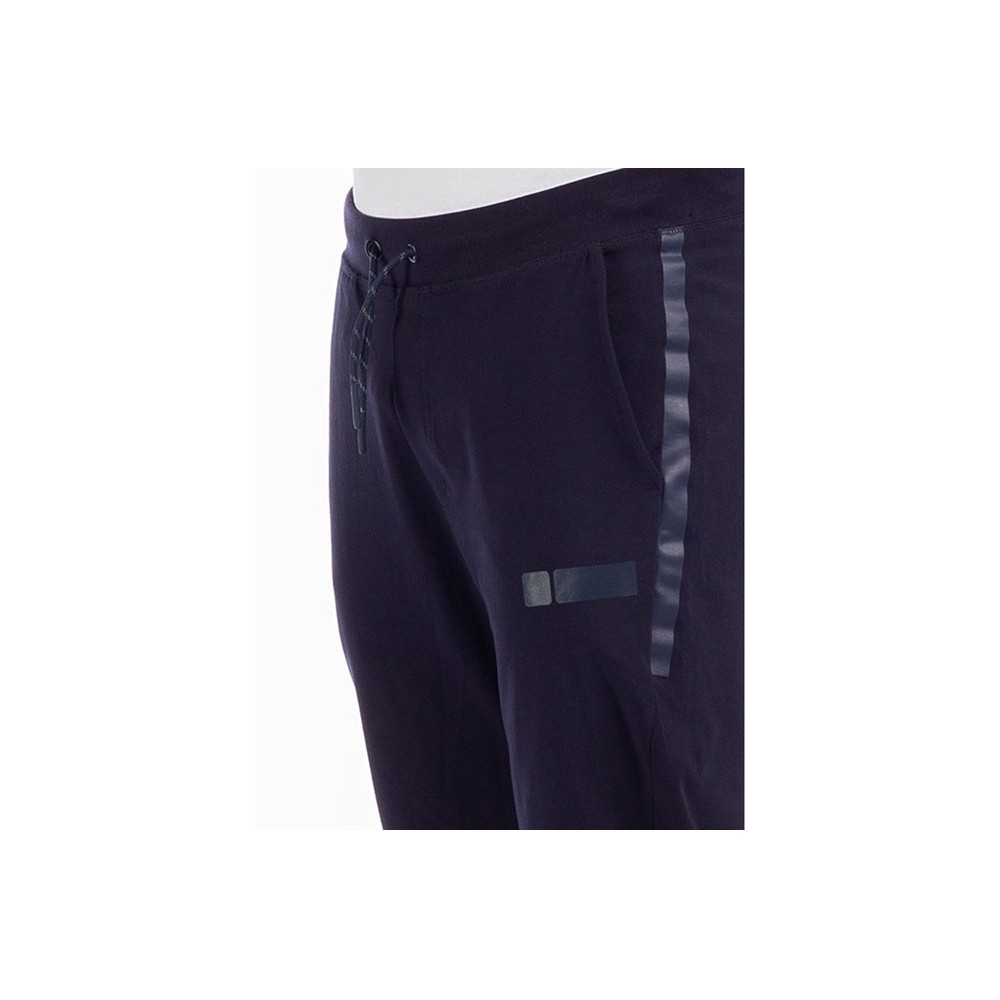 Pantaloni sportivi slim fit con dettagli in tono colore